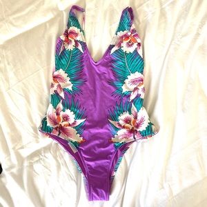 Ripcurl sexy tropical one piece swim